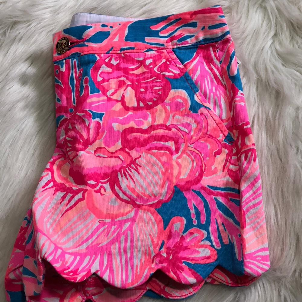 Lilly Pulitzer buttercup shorts